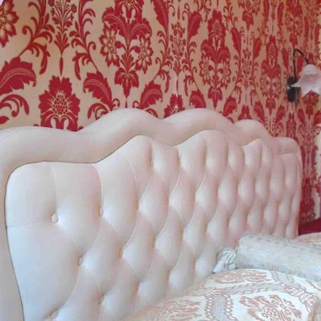The Golden Apartment Venesia Bagian luar foto